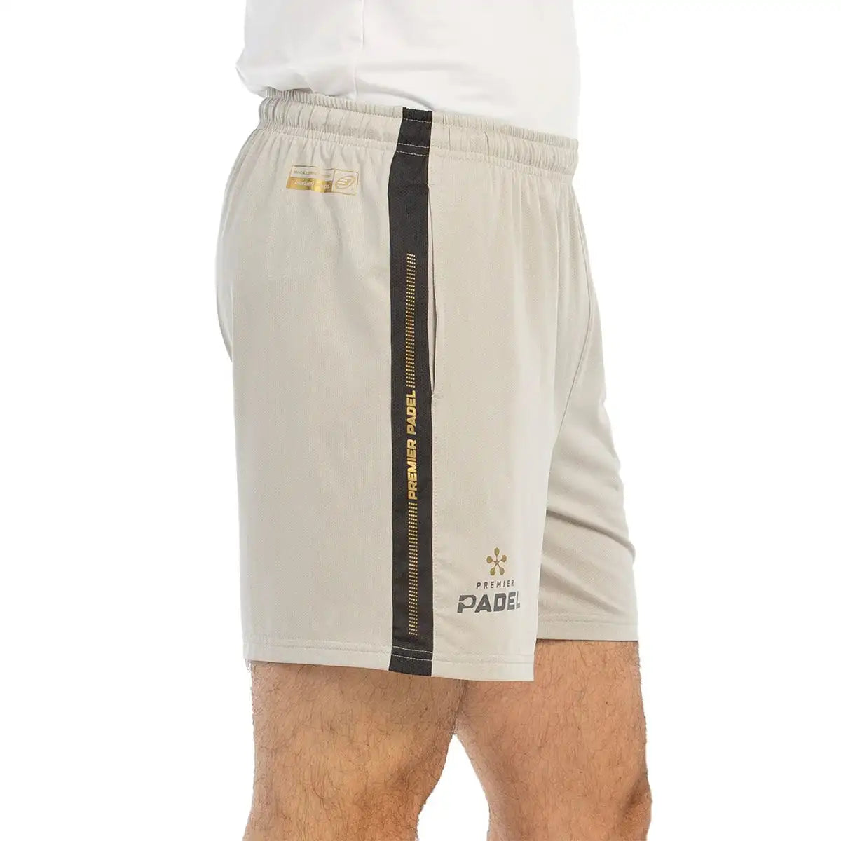 Bullpadel_Buzos_Shorts-2_0ec39d9b-e4f2-4252-bf0c-9f1574b4223d.webp