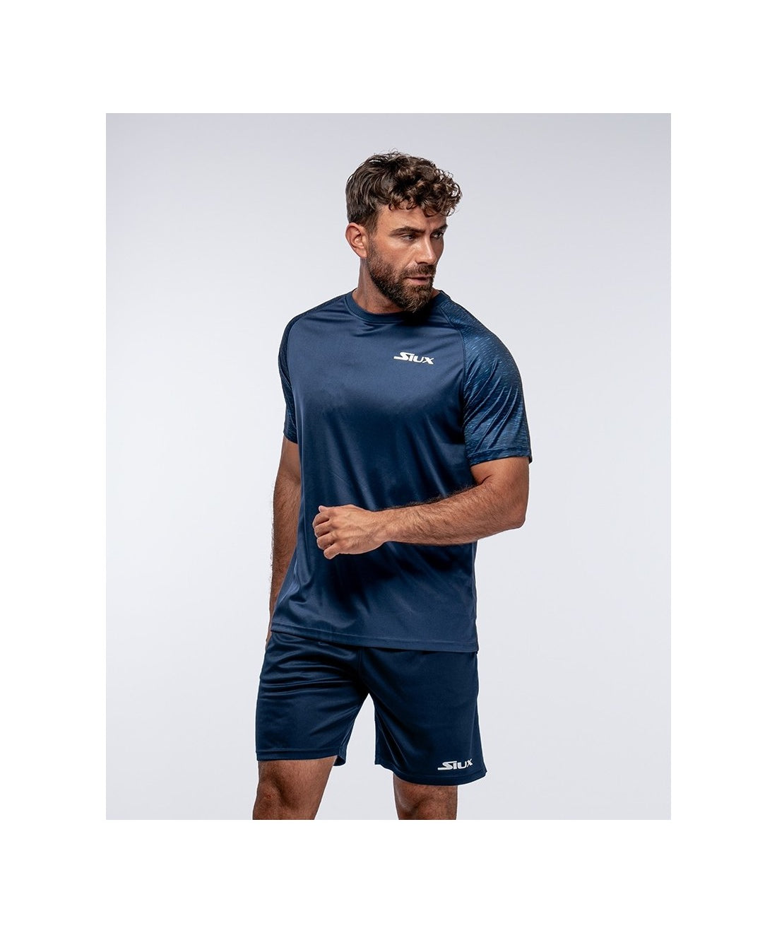 Siux Club 25 men’s t-shirt fabric and sleeve detail