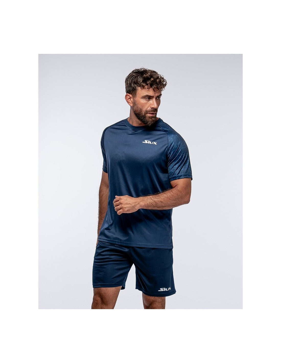 Siux Club 25 men’s t-shirt fabric and sleeve detail